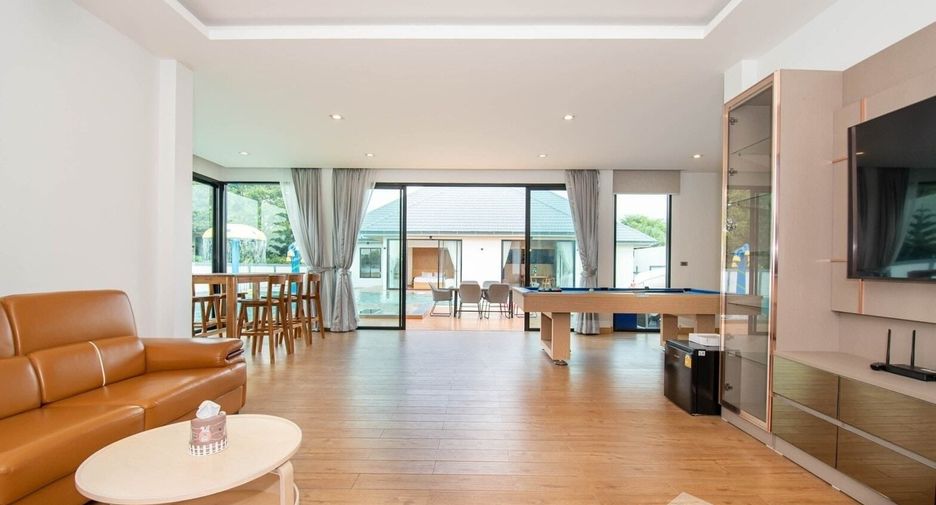 À vendre 6 chambres villa à Huay Yai, Pattaya
