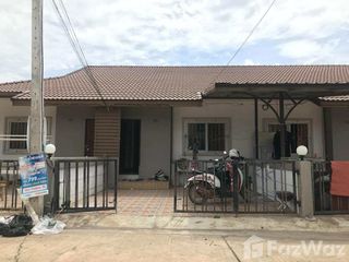 Casa adosada en venta de 2 habitaciones en Kantharawichai, Maha Sarakham