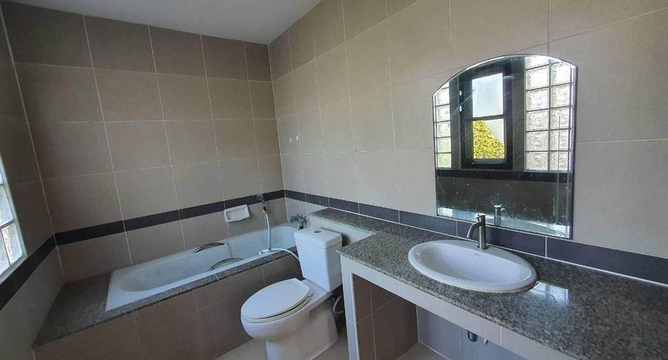 For sale 3 bedrooms house in Nong Chok, Bangkok