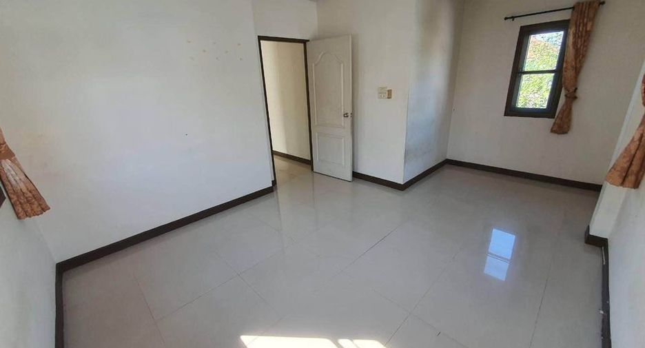 For sale 3 bedrooms house in Nong Chok, Bangkok