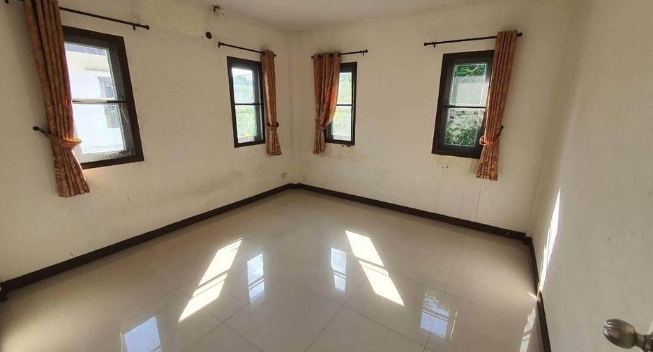 For sale 3 bedrooms house in Nong Chok, Bangkok
