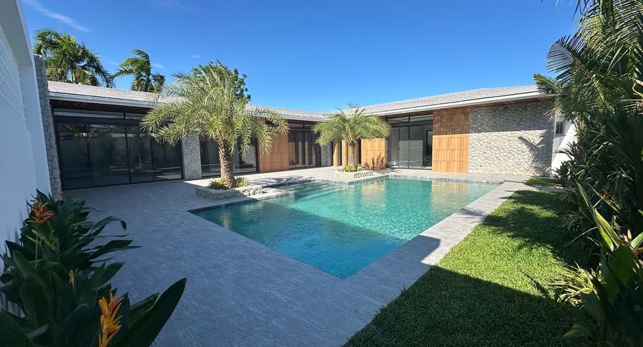 Villa zum Kauf mit 4 Zimmer in Mueang Phuket, Phuket