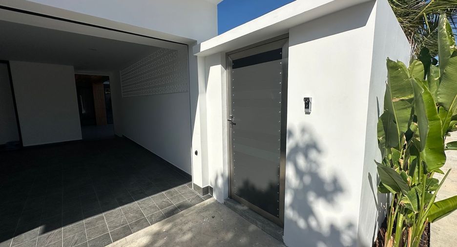 Villa zum Kauf mit 4 Zimmer in Mueang Phuket, Phuket