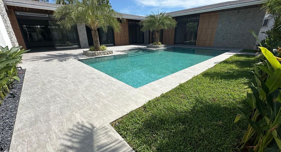 Villa zum Kauf mit 4 Zimmer in Mueang Phuket, Phuket