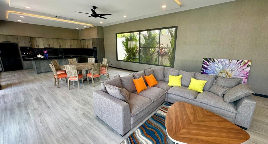 Villa zum Kauf mit 4 Zimmer in Mueang Phuket, Phuket