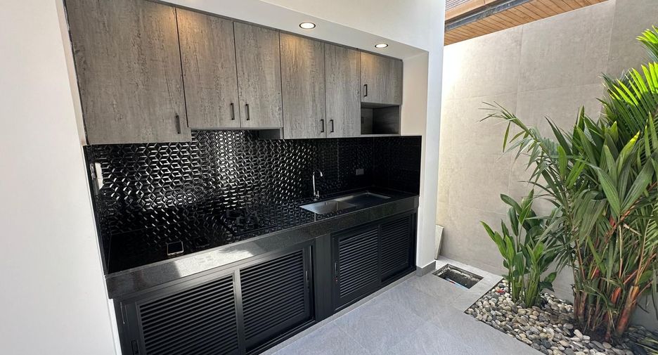Villa zum Kauf mit 4 Zimmer in Mueang Phuket, Phuket