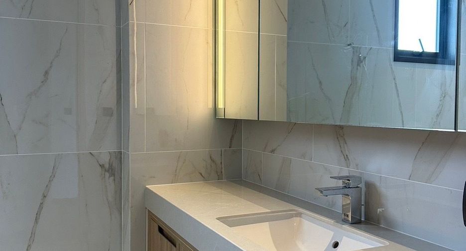 For sale and for rent 4 bedrooms house in Suan Luang, Bangkok