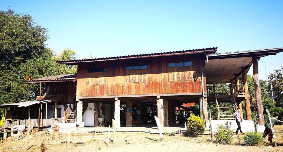 For sale 2 bedrooms house in Mae Sot, Tak
