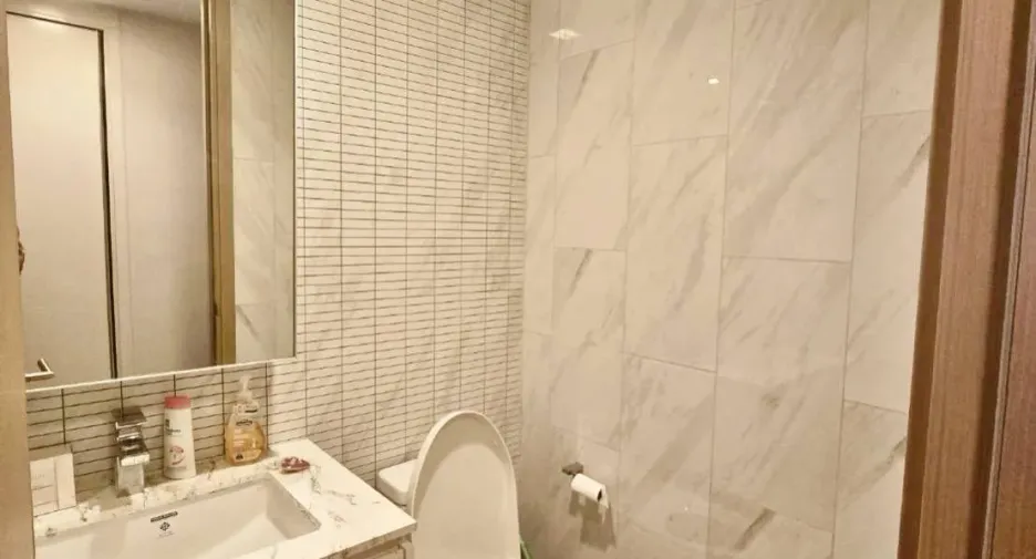 For sale and for rent 2 bedrooms condo in Watthana, Bangkok