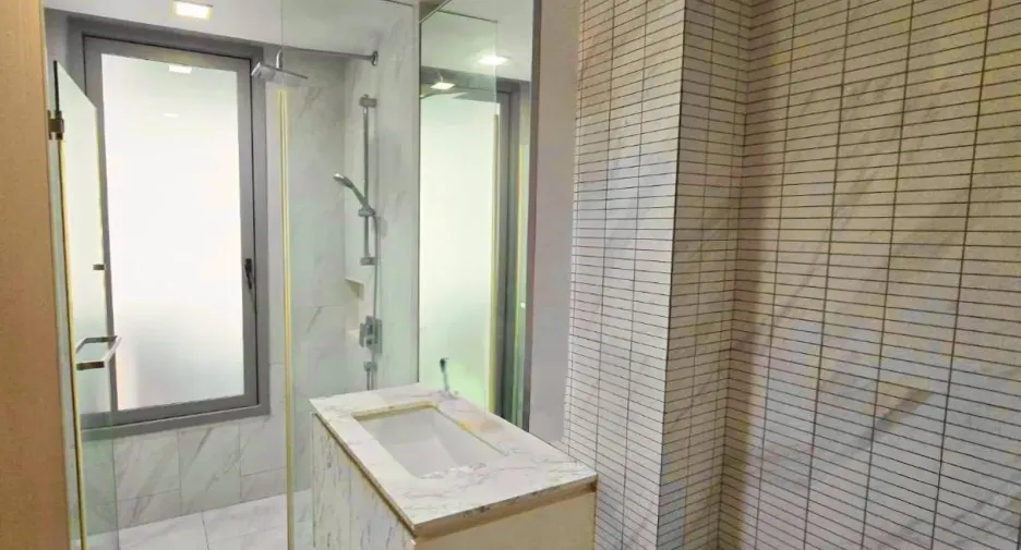 For sale and for rent 2 bedrooms condo in Watthana, Bangkok