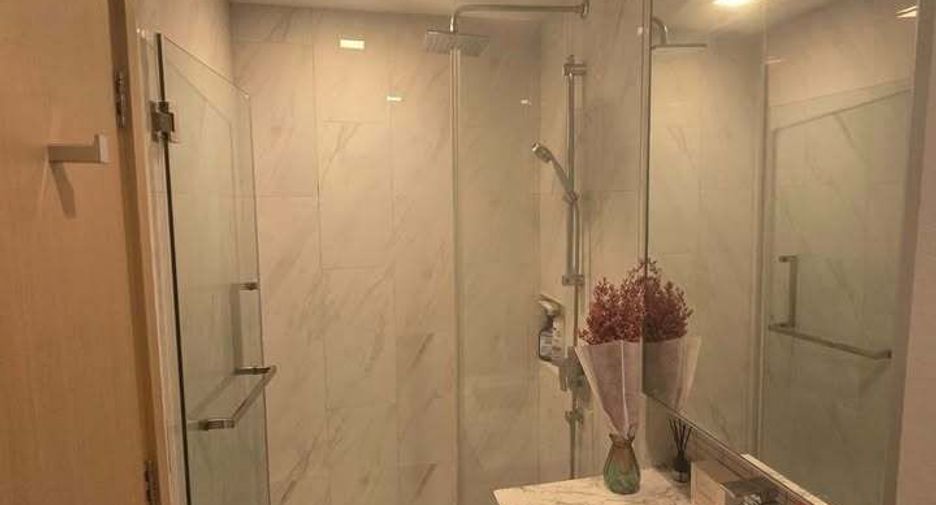Condo en venta y en alquiler de 2 habitaciones en Watthana, Bangkok
