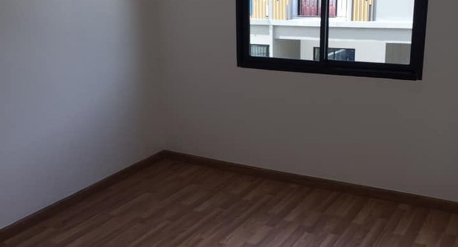 Продажа и аренда 3 спальни таунхаус в Pluak Daeng, Районг