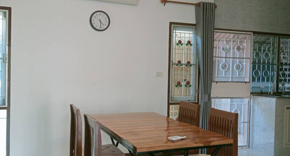 Haus zur Miete mit 3 Zimmer in Bang Lamung, Chonburi