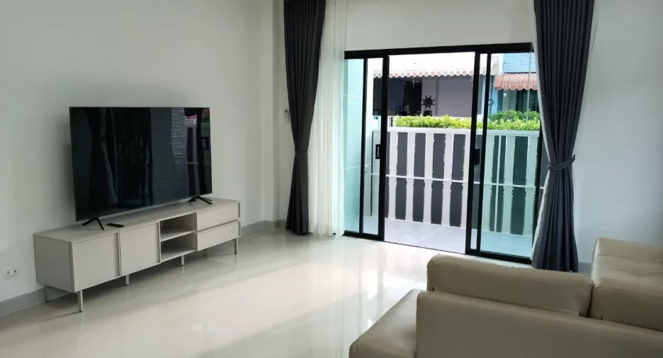 Casa en alquiler de 3 habitaciones en Kathu, Phuket