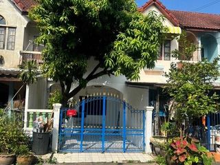 For sale 3 bedrooms townhouse in Chom Thong, Bangkok