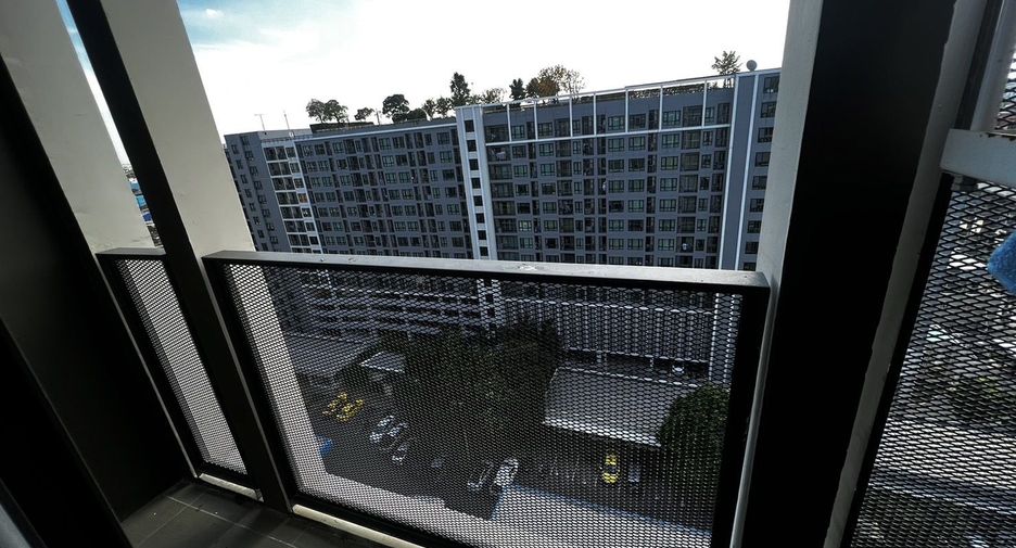 À vendre studio condo à Bang Khen, Bangkok