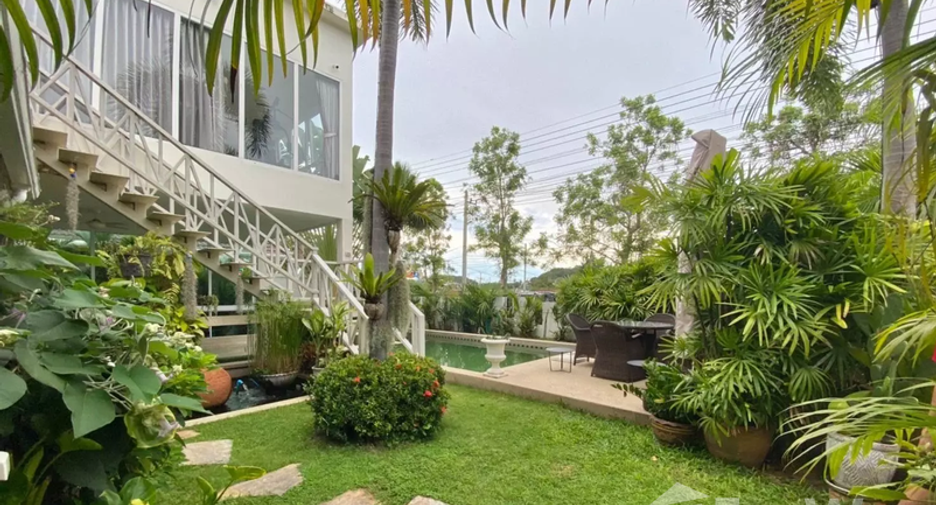 Villa zum Kauf mit 6 Zimmer in Bang Lamung, Chonburi