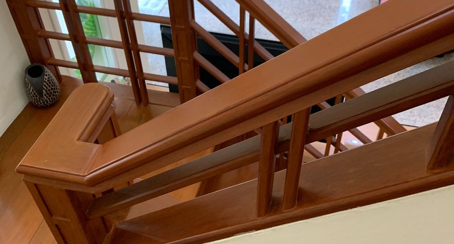 For sale 4 bedrooms house in Khan Na Yao, Bangkok