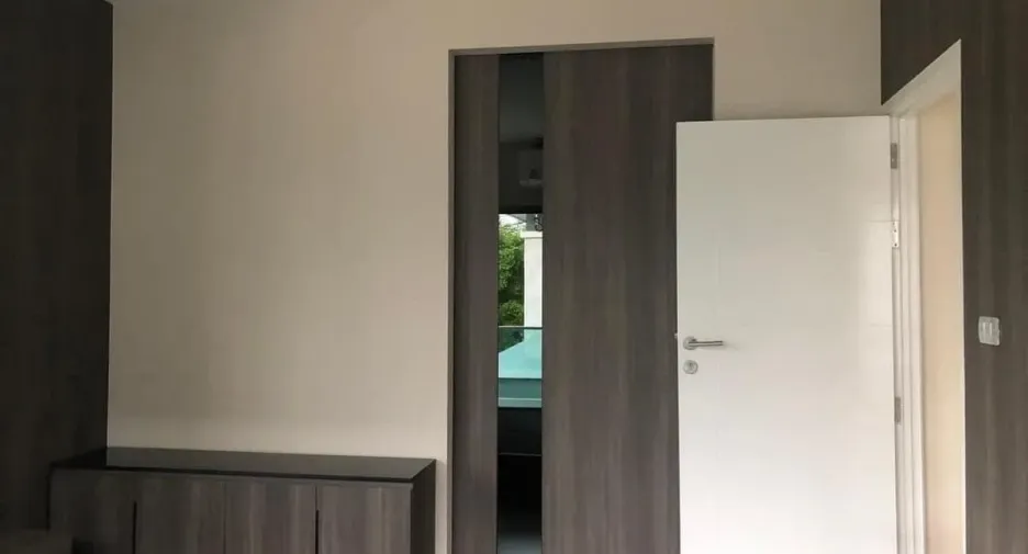 For sale and for rent 4 bedrooms house in Lat Krabang, Bangkok