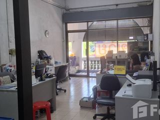 Gewerbefläche zum Kauf mit 4 Zimmer in Mueang Phuket, Phuket
