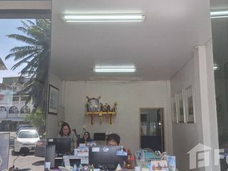 Gewerbefläche zum Kauf mit 4 Zimmer in Mueang Phuket, Phuket
