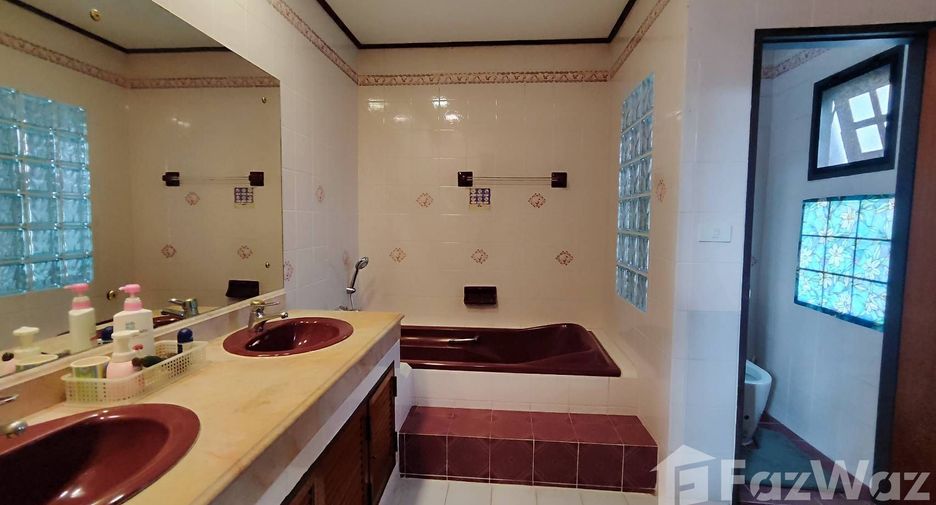 For sale 3 bedrooms house in Mueang Samut Prakan, Samut Prakan