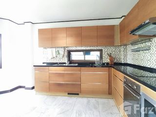 For sale 3 bedrooms house in Mueang Samut Prakan, Samut Prakan