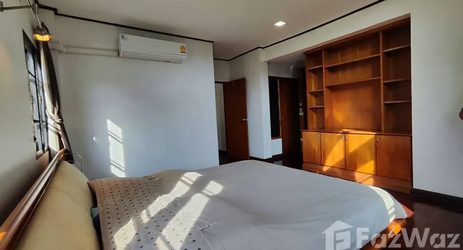 For sale 3 bedrooms house in Mueang Samut Prakan, Samut Prakan