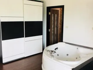 Villa en alquiler de 3 habitaciones en Huay Yai, Pattaya