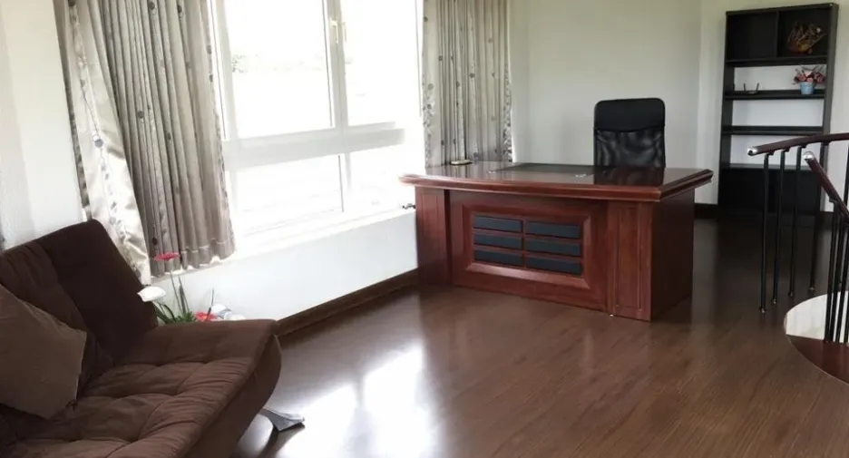 Villa en alquiler de 3 habitaciones en Huay Yai, Pattaya