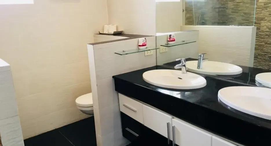Villa en alquiler de 3 habitaciones en Huay Yai, Pattaya