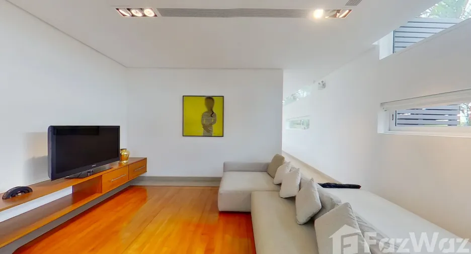For sale 5 bedrooms villa in Thalang, Phuket