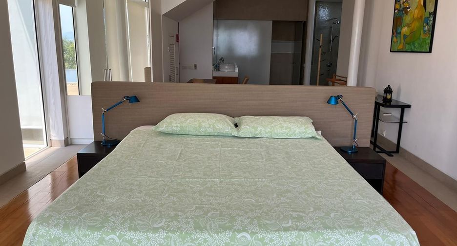 For sale 5 bedrooms villa in Thalang, Phuket