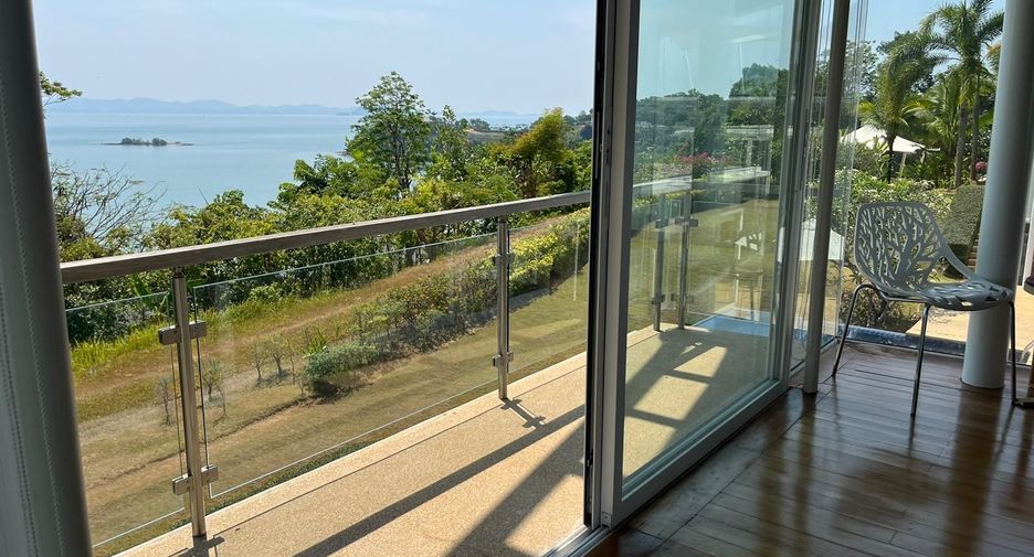For sale 5 bedrooms villa in Thalang, Phuket