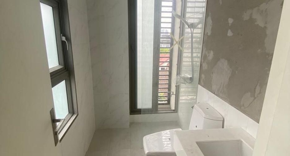 Casa adosada en venta de 3 habitaciones en Phra Khanong, Bangkok