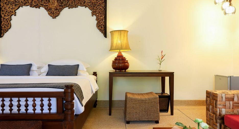 For rent 5 bedrooms villa in Mueang Phuket, Phuket