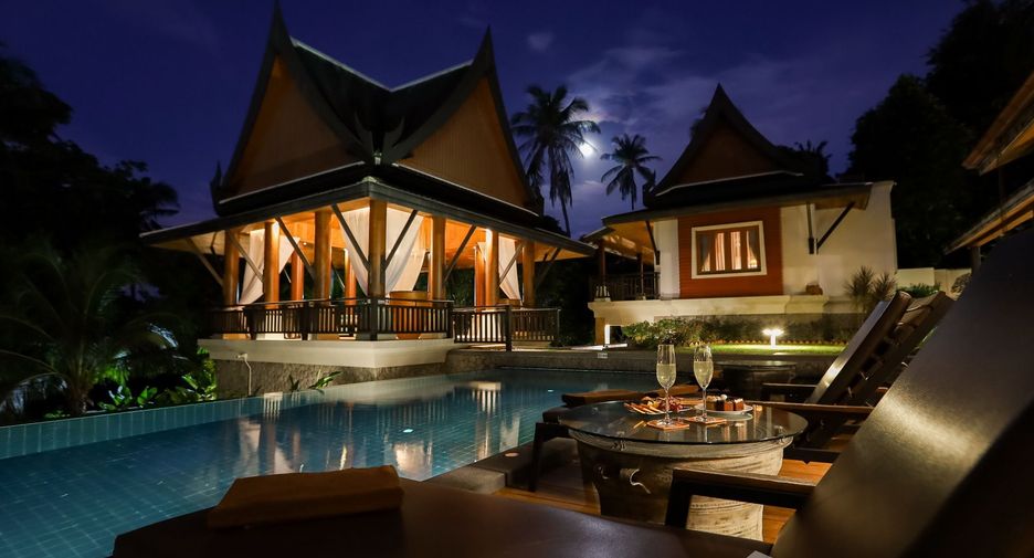For rent 5 bedrooms villa in Mueang Phuket, Phuket