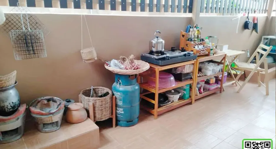 For sale 3 bedrooms house in Mueang Uttaradit, Uttaradit