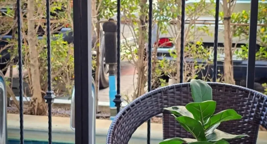 For rent 1 bed condo in Bang Lamung, Chonburi