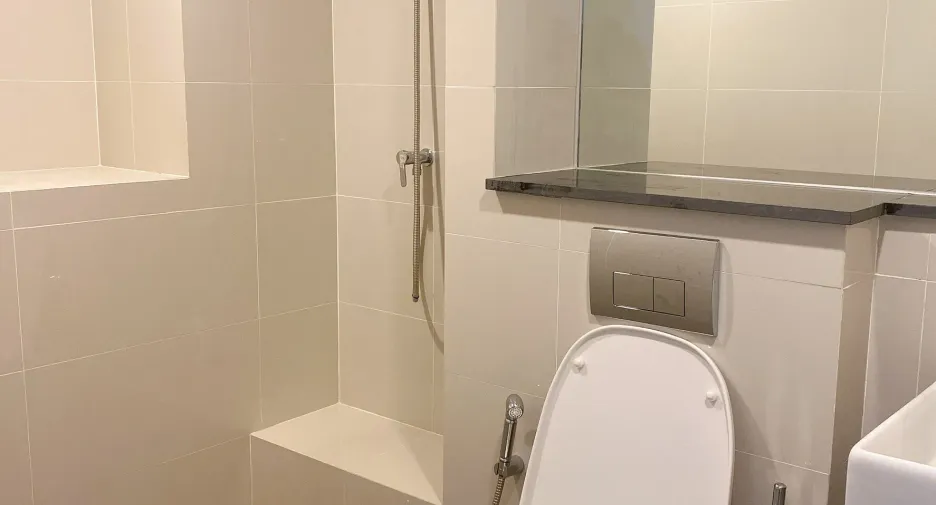 For sale and for rent 1 bed condo in Sathon, Bangkok