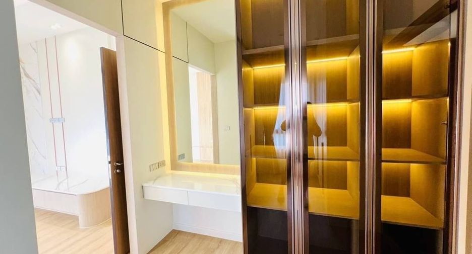 Haus zum Kauf mit 4 Zimmer in Bang Lamung, Chonburi