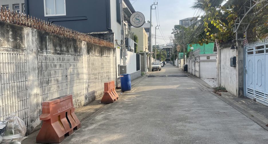 ขาย 3 ห้องนอน บ้านเดี่ยว ใน วัฒนา, กรุงเทพฯ