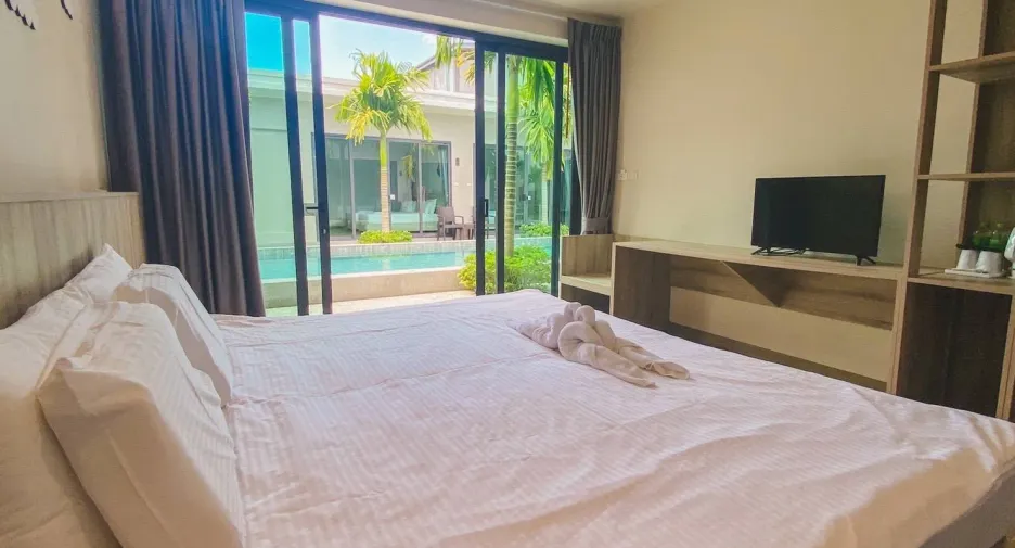 For rent 6 bedrooms villa in Thalang, Phuket