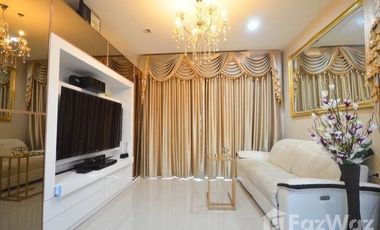À vendre et à louer 2 chambres condo à Yan Nawa, Bangkok