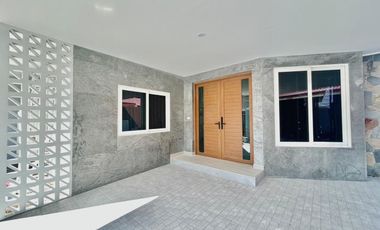 For sale 4 bedrooms house in Bang Lamung, Chonburi