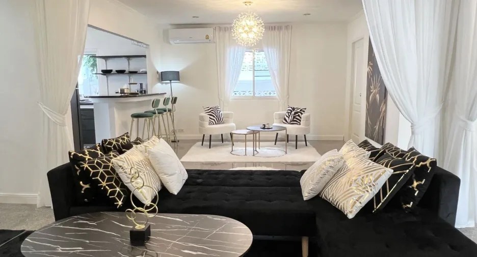 Villa en alquiler de 3 habitaciones en Mueang Phuket, Phuket
