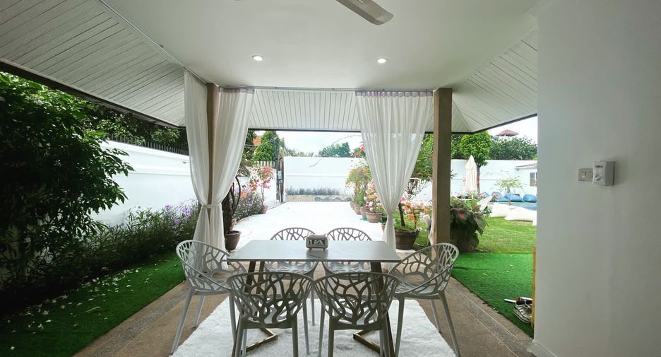 Villa en alquiler de 3 habitaciones en Mueang Phuket, Phuket