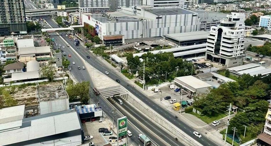 For sale 1 bed condo in Thon Buri, Bangkok