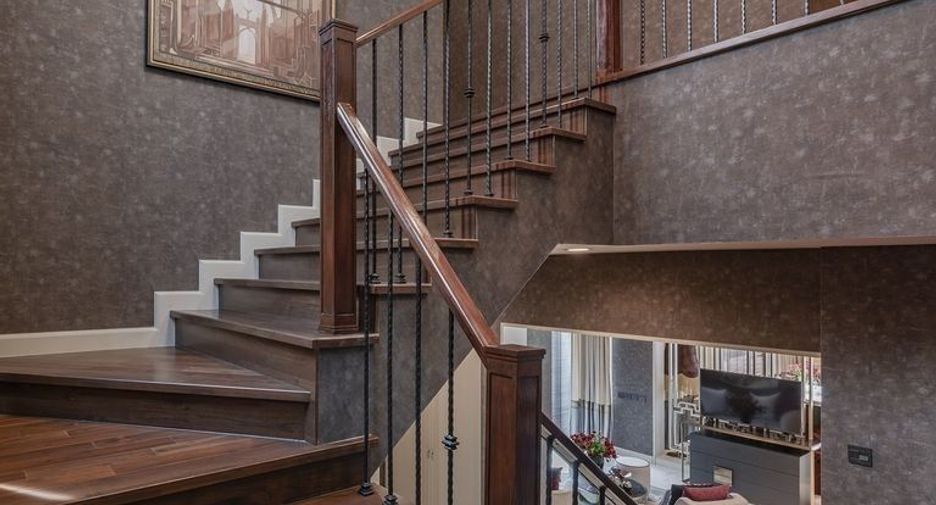 For sale 5 bedrooms house in Mueang Samut Prakan, Samut Prakan