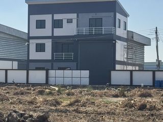For sale and for rent 3 bedrooms office in Lat Lum Kaeo, Pathum Thani